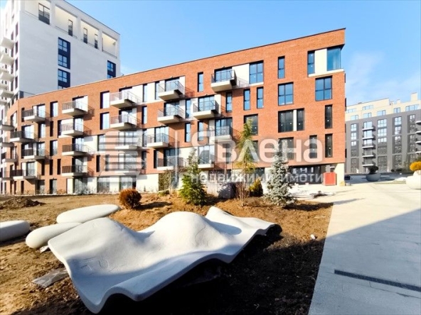 Двустаен апартамент в София, Красно село - 80 кв.м за 2080 €/кв.м - Снимка #1