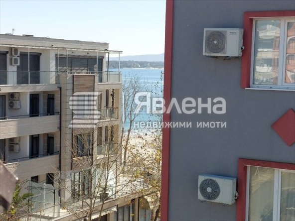 Двустаен апартамент в Приморско - 72 кв.м за 1223 €/кв.м - Снимка #1