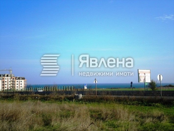 Парцел в Поморие - 6800 кв.м за 52 €/кв.м - Снимка #1