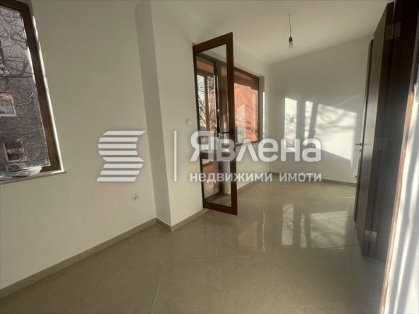 Едностаен апартамент в Варна, Операта - 40 кв.м за 3125 €/кв.м - Снимка #1