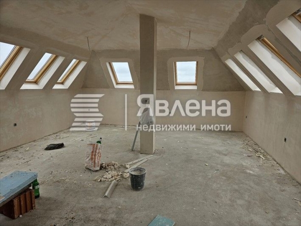 Двустаен апартамент в Варна, Владислав Варненчик - 122 кв.м за 1100 €/кв.м - Снимка #1