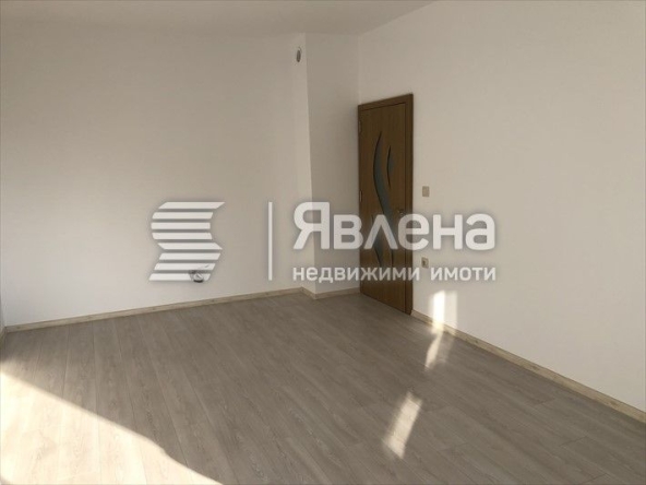 Тристаен апартамент в Варна, Кайсиева градина - 60 кв.м за 1999 €/кв.м - Снимка #1