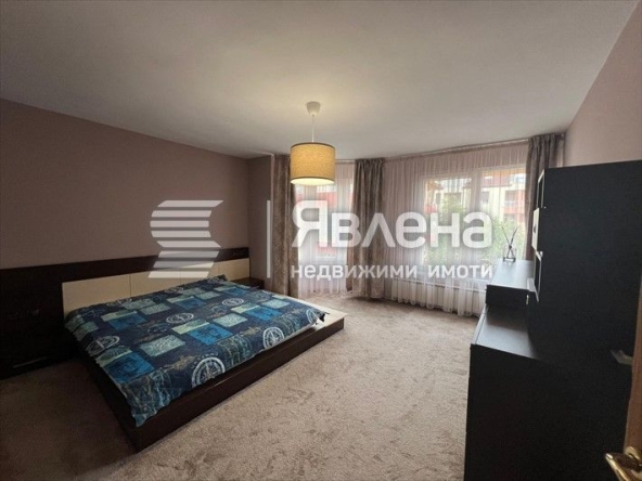 Дава се под наем Четиристаен апартамент в София, Студентски град - 200 кв.м за 1100 € - Снимка #1