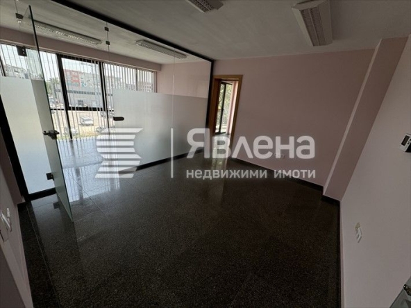 Дава се под наем Офис в София, Кръстова вада - 130 кв.м за 1560 € - Снимка #1