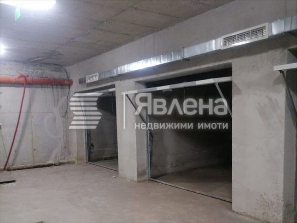 Дава се под наем Гараж / Паркомясто в Бургас, Меден рудник - зона В - 20 кв.м за 55 € - Снимка #1