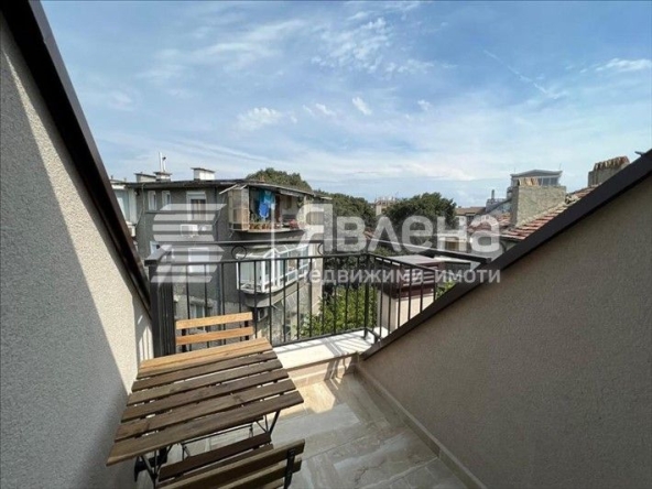 Дава се под наем Двустаен апартамент в Варна, Гръцка махала - 60 кв.м за 1050 € - Снимка #1