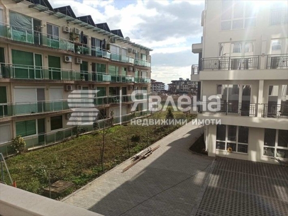 Двустаен апартамент в Бургас, Сарафово - 67 кв.м за 1306 €/кв.м - Снимка #1