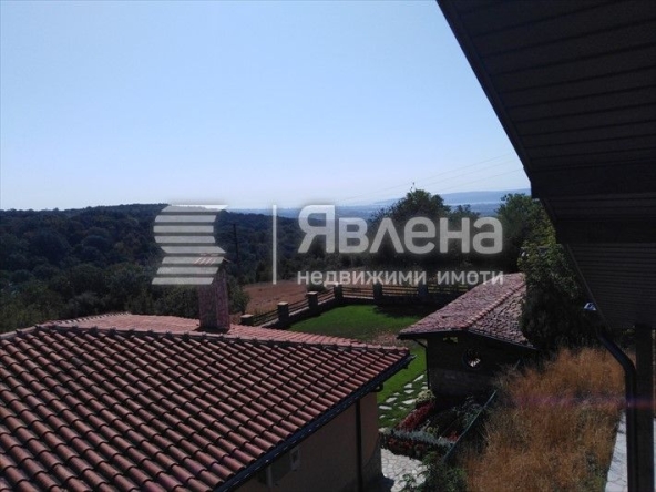 Къща в с. Доброглед, Област Варна - 258 кв.м за 1159 €/кв.м - Снимка #1