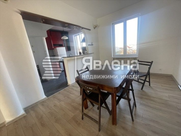 Дава се под наем Четиристаен апартамент в София, Център - 102 кв.м за 800 € - Снимка #1