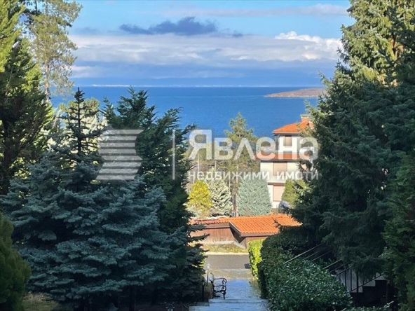 Многостаен апартамент в Созопол - 175 кв.м за 1195 €/кв.м - Снимка #1