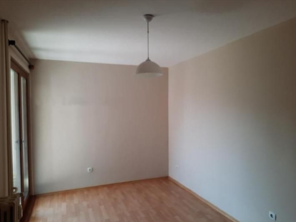 Дава се под наем Двустаен апартамент в София, Център - 52 кв.м за 678.3 € - Снимка #1