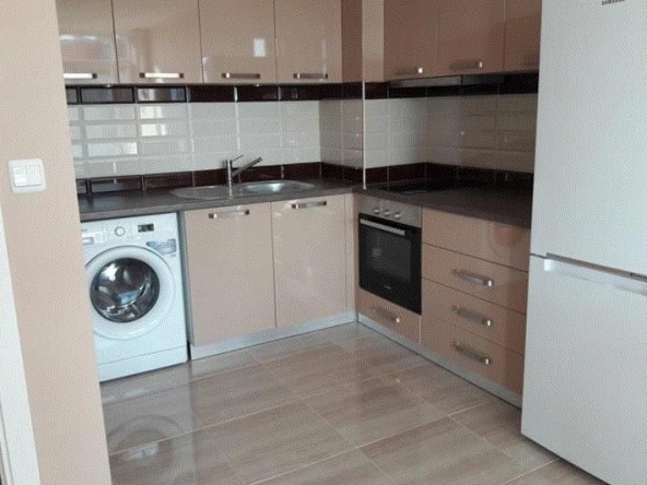 Дава се под наем Двустаен апартамент в Пловдив, Западен - 60 кв.м за 400 € - Снимка #1