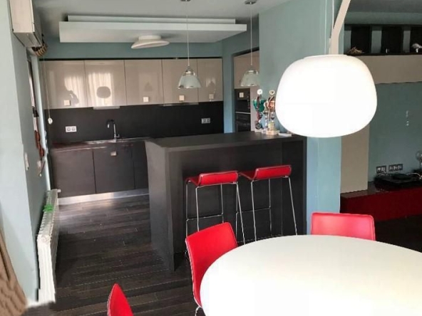 Дава се под наем Двустаен апартамент в София, Бояна - 100 кв.м за 1099 € - Снимка #1