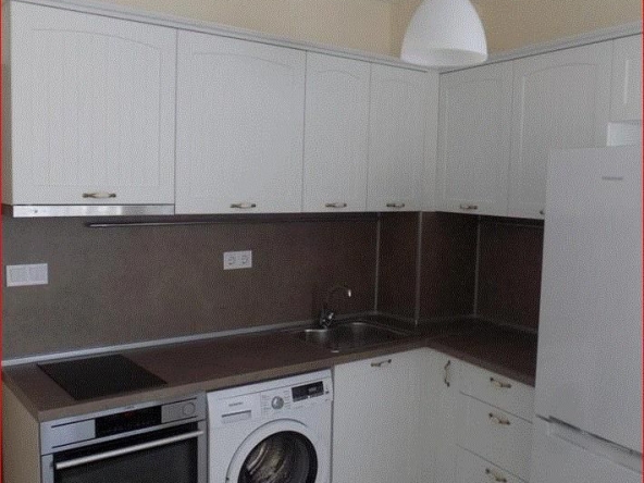 Дава се под наем Тристаен апартамент в Пловдив, Мараша - 80 кв.м за 500 € - Снимка #1