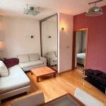 Дава се под наем Тристаен апартамент в София, Център - 70 кв.м за 946.56 € - Снимка #1