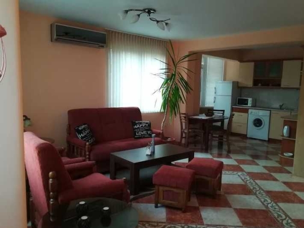 Дава се под наем Двустаен апартамент в Пловдив, Кършияка - 70 кв.м за 275 € - Снимка #1