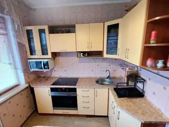 Дава се под наем Двустаен апартамент в София, Център - 63 кв.м за 408 € - Снимка #1