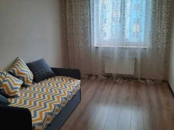 Дава се под наем Едностаен апартамент в София, Зона Б-18 - 45 кв.м за 408 € - Снимка #1