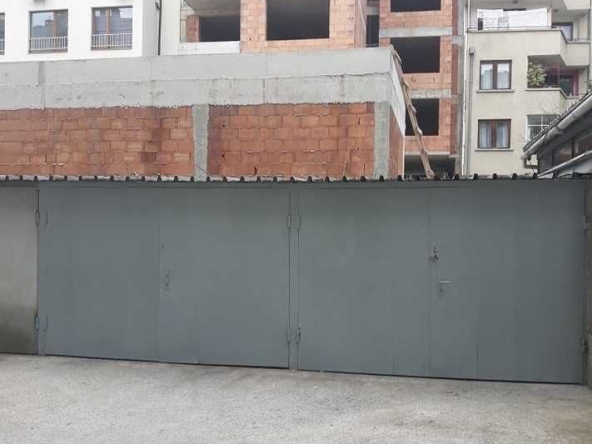 Дава се под наем Гараж / Паркомясто в Бургас, Център - 18 кв.м за 120 € - Снимка #1