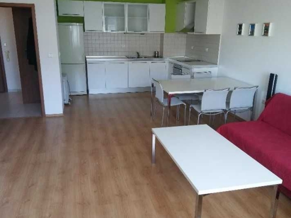 Дава се под наем Двустаен апартамент в София, Младост 1 - 75 кв.м за 418.71 € - Снимка #1