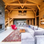 Дава се под наем Къща в Разлог - 270 кв.м за 316.2 € - Снимка #1