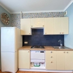 Дава се под наем Тристаен апартамент в София, Борово - 80 кв.м за 561 € - Снимка #1