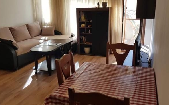 Дава се под наем Двустаен апартамент в Пловдив, Христо Смирненски - 65 кв.м за 350 € - Снимка #1