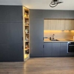 Двустаен апартамент в София, Център - 84 кв.м за 2143 €/кв.м - Снимка #1