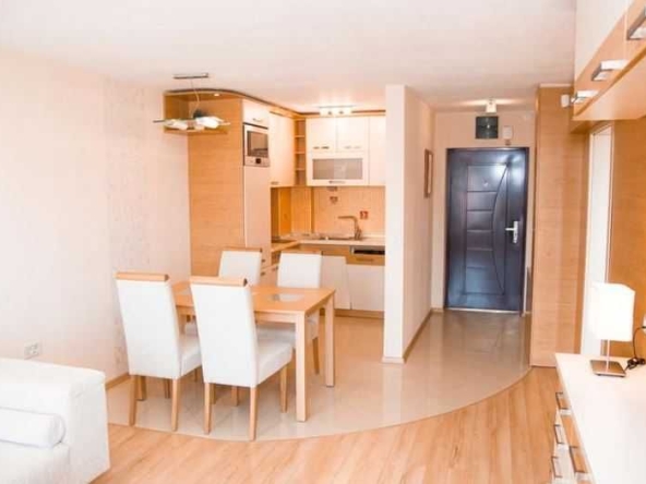 Двустаен апартамент в София, Зона Б-18 - 68 кв.м за 2353 €/кв.м - Снимка #1