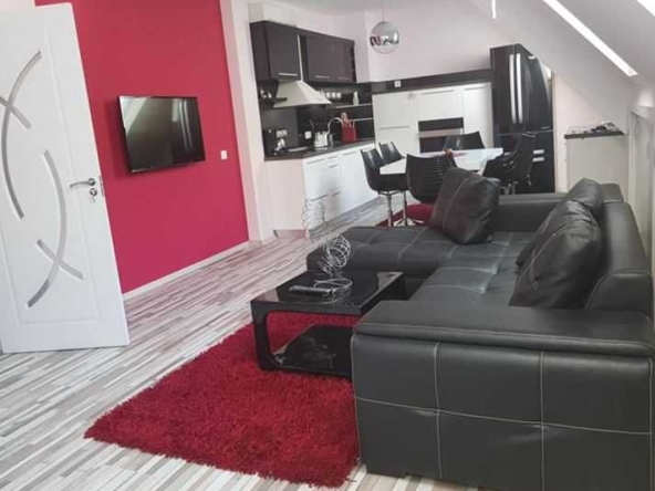 Двустаен апартамент в София, Банишора - 90 кв.м за 1784 €/кв.м - Снимка #1