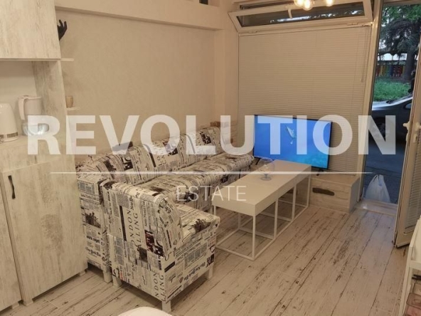 Дава се под наем Магазин в Варна, Център - 20 кв.м за 250 € - Снимка #1