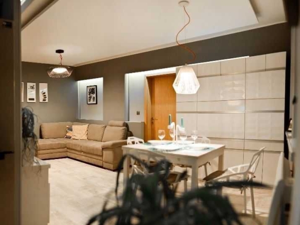 Дава се под наем Двустаен апартамент в София, Борово - 65 кв.м за 397.8 € - Снимка #1