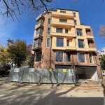 Дава се под наем Тристаен апартамент в Пловдив, Съдийски - 99 кв.м за 195000 € - Снимка #1