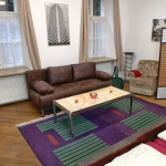 Дава се под наем Едностаен апартамент в Пловдив, Център - 27 кв.м за 137.7 € - Снимка #1