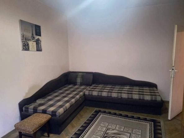 Дава се под наем Тристаен апартамент в София, Надежда 4 - 60 кв.м за 375 € - Снимка #1