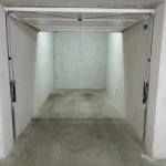 Дава се под наем Гараж / Паркомясто в София, Зона Б-18 - 15 кв.м за 102 € - Снимка #1