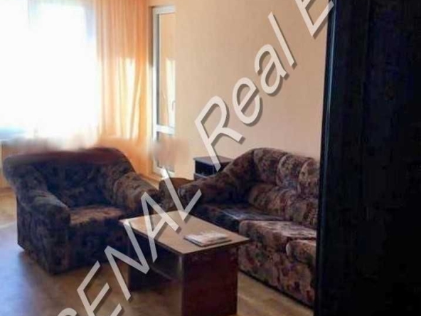 Дава се под наем Тристаен апартамент в София, Студентски град - 134 кв.м за 700 € - Снимка #1