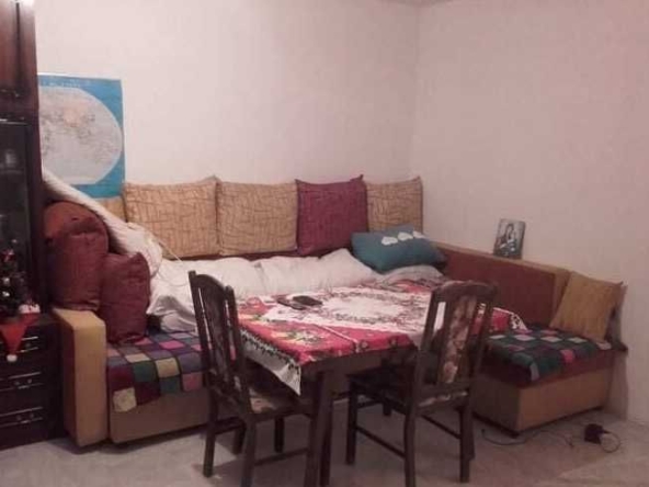 Дава се под наем Двустаен апартамент в Бургас, Възраждане - 62 кв.м за 102 € - Снимка #1