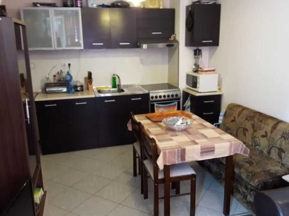 Двустаен апартамент в София, Толстой - 48 кв.м за 2303 €/кв.м - Снимка #1