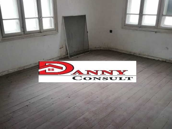 Етаж от къща в Велико Търново, Акация - 90 кв.м за 1056 €/кв.м - Снимка #1