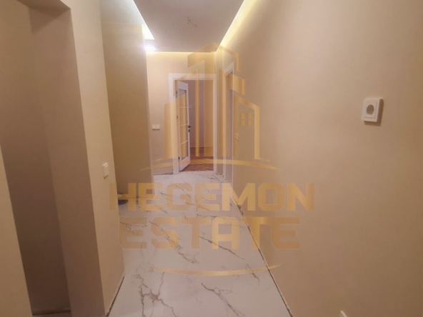 Четиристаен апартамент в Варна, Конфуто - 100 кв.м за 1275 €/кв.м - Снимка #1