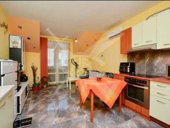 Двустаен апартамент в Бургас, Меден рудник - зона А - 84 кв.м за 922 €/кв.м - Снимка #1