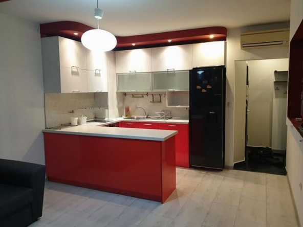Дава се под наем Двустаен апартамент в София, Витоша - 61 кв.м за 528.36 € - Снимка #1