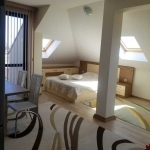 Дава се под наем Едностаен апартамент в Бургас, Център - 50 кв.м за 127.5 € - Снимка #1