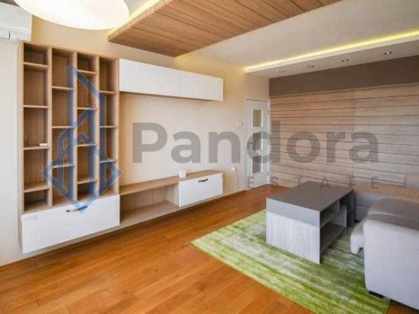 Дава се под наем Двустаен апартамент в София, Изток - 76 кв.м за 597.21 € - Снимка #1