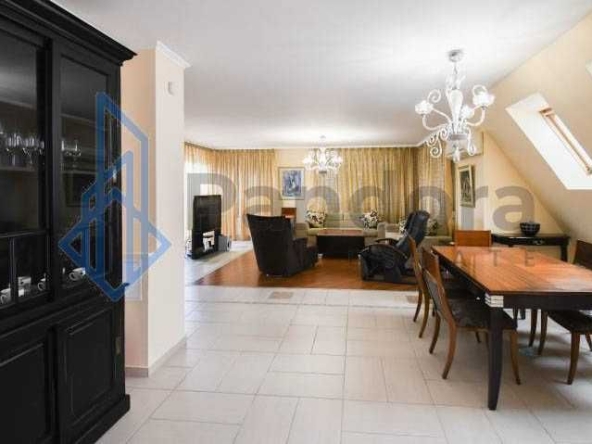 Дава се под наем Тристаен апартамент в София, Иван Вазов - 186 кв.м за 1066.92 € - Снимка #1