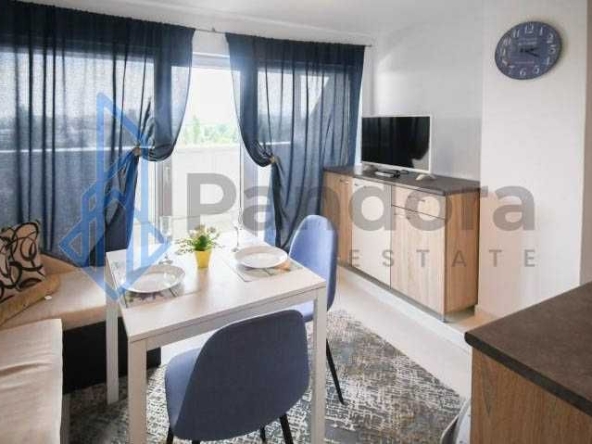 Дава се под наем Двустаен апартамент в София, Студентски град - 55 кв.м за 410 € - Снимка #1