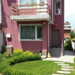 Къща в София, Лозенец - 240 кв.м за 1625 €/кв.м - Снимка #1