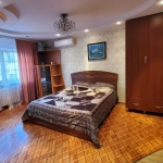 Дава се под наем Двустаен апартамент в София, Гоце Делчев - 45 кв.м за 375 € - Снимка #1