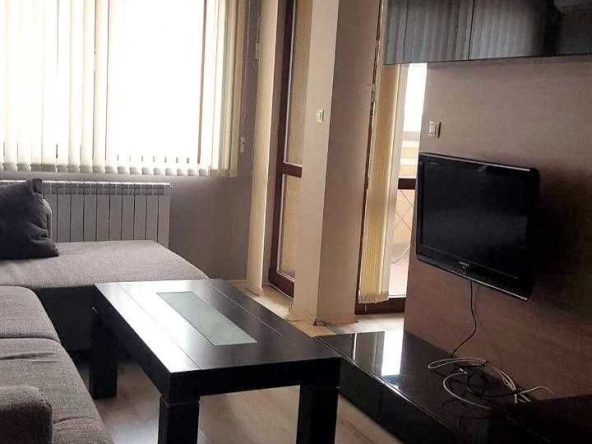 Дава се под наем Двустаен апартамент в София, Надежда 1 - 58 кв.м за 367.71 € - Снимка #1